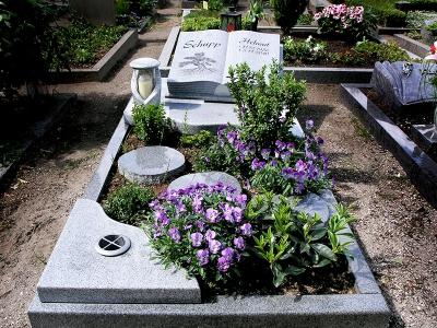 Welche Kauffaktoren es vorm Kauf die Grabplatten für urnengrab zu bewerten gibt!